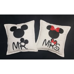 Vankúšik so strojovou výšivkou Mickey - Mr. & Mrs.